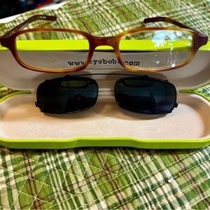 Eyebobs “big head Bob” 2.0 unisex readers with clip on shades and hard case